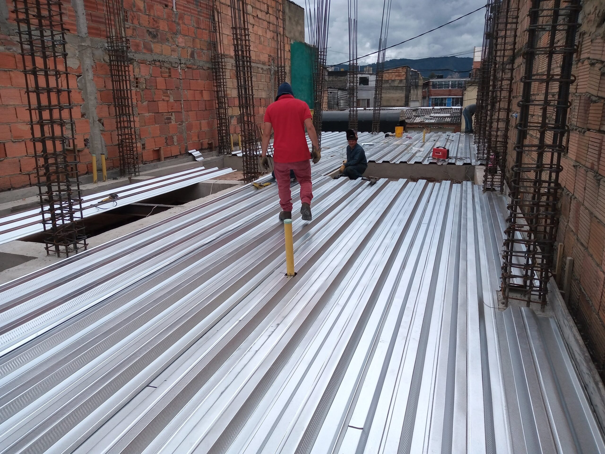 Instalación de metaldeck